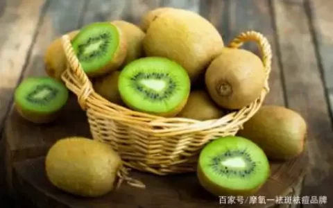 脸上有斑怎么消除 恢复白嫩美肌就现在-脸上有斑怎么消除只需一招