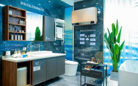 在浴室看“瀑布”、泡“温泉”?看卡萨帝体验云众播-卡萨帝用户体验