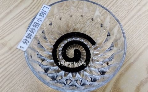 蚊香放水里泡一泡，作用真厉害，看完长见识了