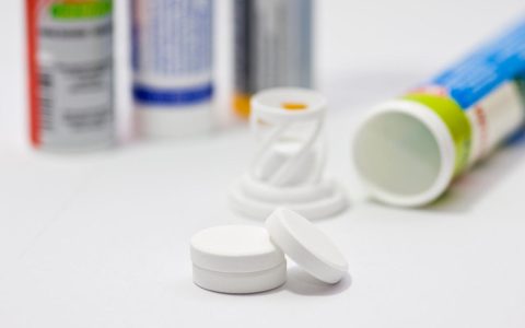 牛磺酸泡腾片是啥？多家电商平台已下架，全球最大牛磺酸生产商一年营收16亿（牛磺酸泡腾片的主要成分）