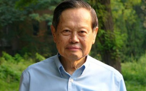 杨振宁和翁帆结婚16年后，翁帆终于不再隐瞒，含泪说出结婚原因（杨振宁和翁帆结婚日期）