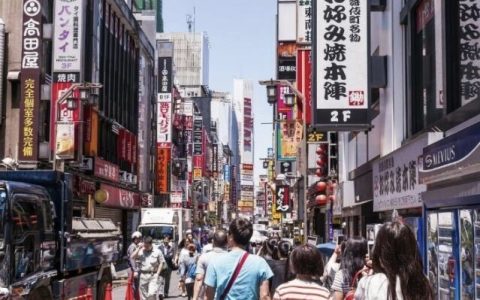 中国颁布洋垃圾禁令，干净的日本露馅，俄罗斯网友“自作自受（洋垃圾禁止入境）