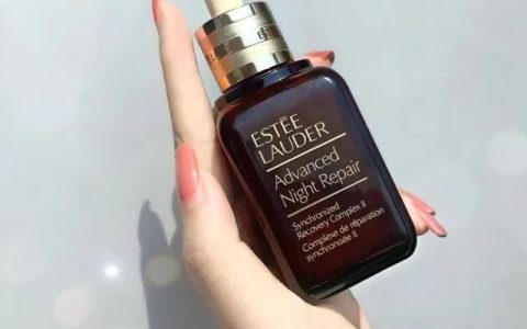 皮肤松弛皱纹多？这5款“紧致抗皱”效果好的护肤品，值得收藏-紧致抗皱的护肤品有哪些