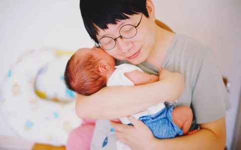 老婆生孩子后，这位爸爸做月子餐30天，食谱曝光馋哭了…（生产后月子餐食谱）