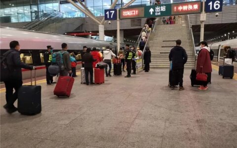 “乘客多了，大伙都忙碌起来了” 深圳交通运输业跑出税务疫情防控“加速度”（深圳交通运输管理局平台）