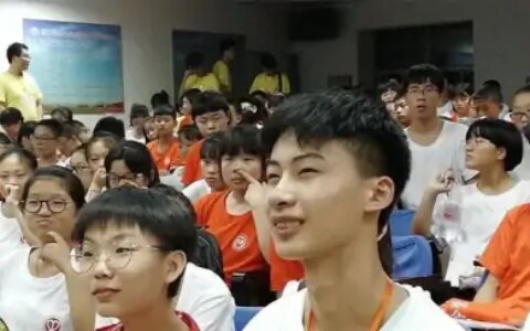 回顾父母残疾，靠捡破烂744分上清华的庞众望，如今获得直博资格-庞众望在清华