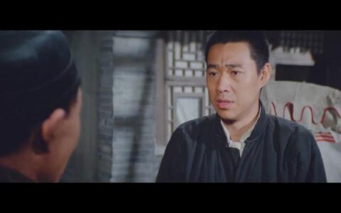 再读老舍的《骆驼祥子》：专制社会中权力的崇拜和民众的财富-老舍先生写骆驼祥子反映了怎样的社会现实