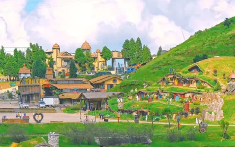 广州出发-郴州3天游，打卡仰天湖大草原+东江湖+飞天山+流华湾