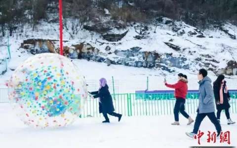 第二届张家界冰雪旅游节举行 游人共享娱雪乐趣知名音乐人炮轰刀郎，说刀郎才是真正的马户